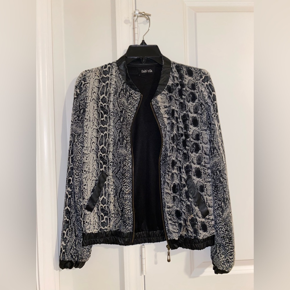 Fab’rik collard bomber jacket size m